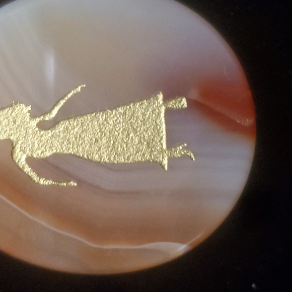 New Hand Carved Virgo Red Onyx Agate Oval Pendant Amulet. - Picture 10 of 13